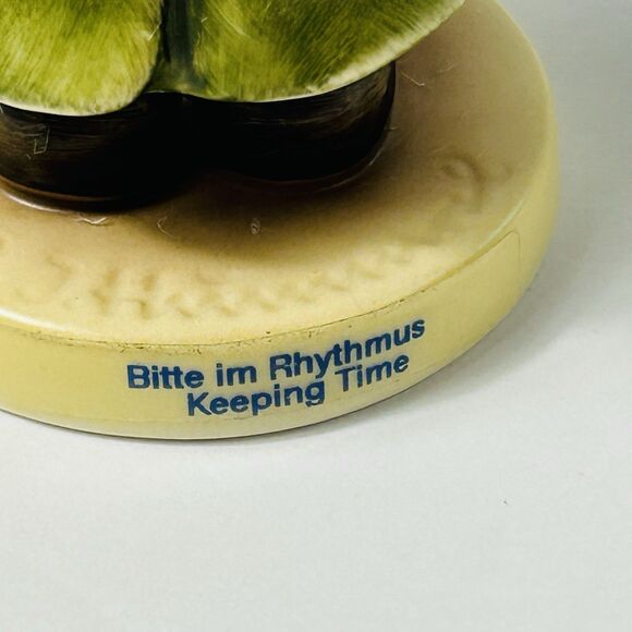 Goebel Hummel Figurine Keeping Time Little Girl Germany Club Year 2006/2007 3.5" - Picture 5 of 7